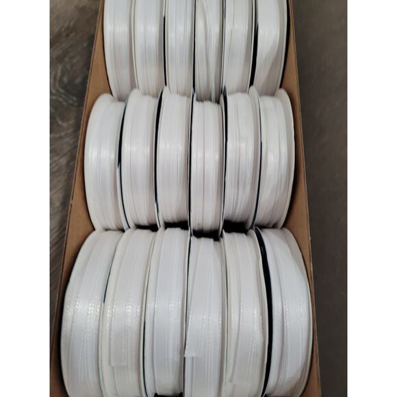 Ruban White Ribbon Assortment Box of 24 3 designs 5mm Small Ribbon NEW - Picture 3 of 9